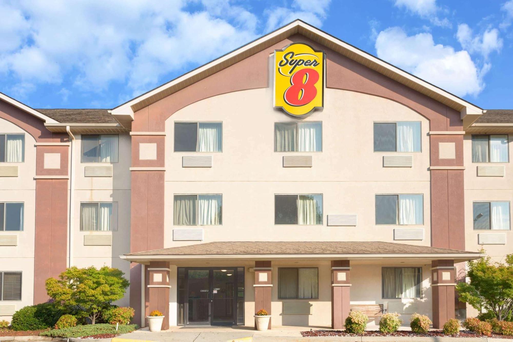 Super 8 By Wyndham Lynchburg Va Hotel Екстериор снимка